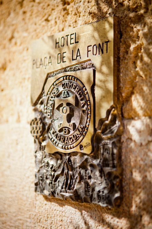 Placa De La Font Tarragona Exterior photo